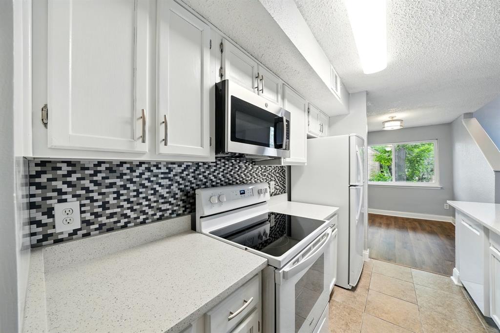 Arlington Oaks Condo - Residential