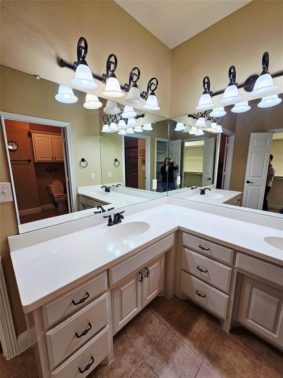 Country Lane Villas 1,2,3 - Residential