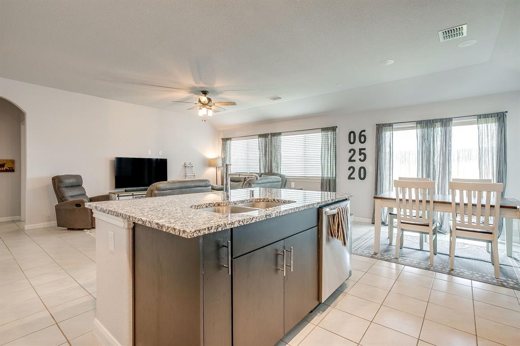 Eagle Glen - Residential