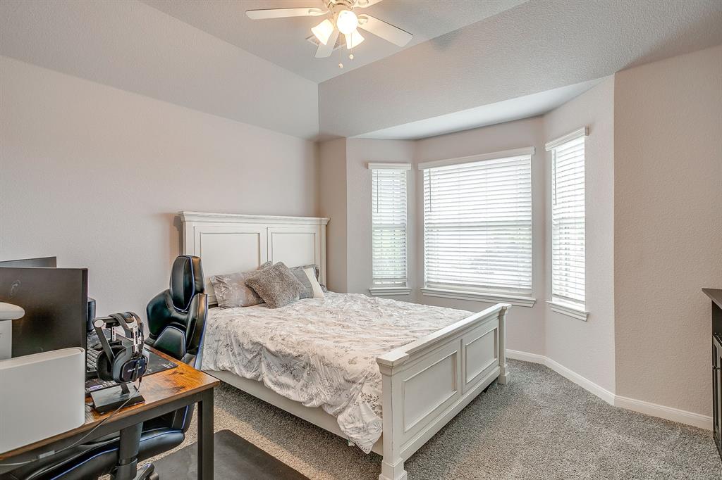Eagle Glen - Residential