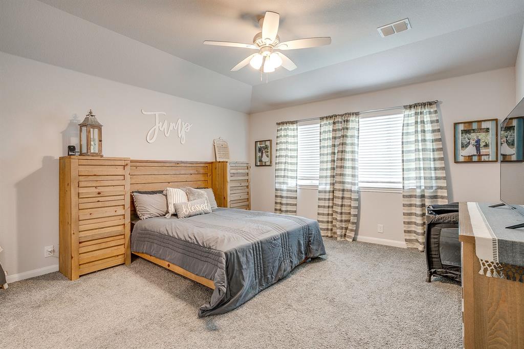 Eagle Glen - Residential