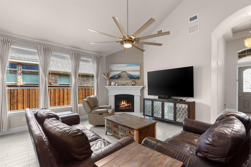 3313 Creekhaven Drive