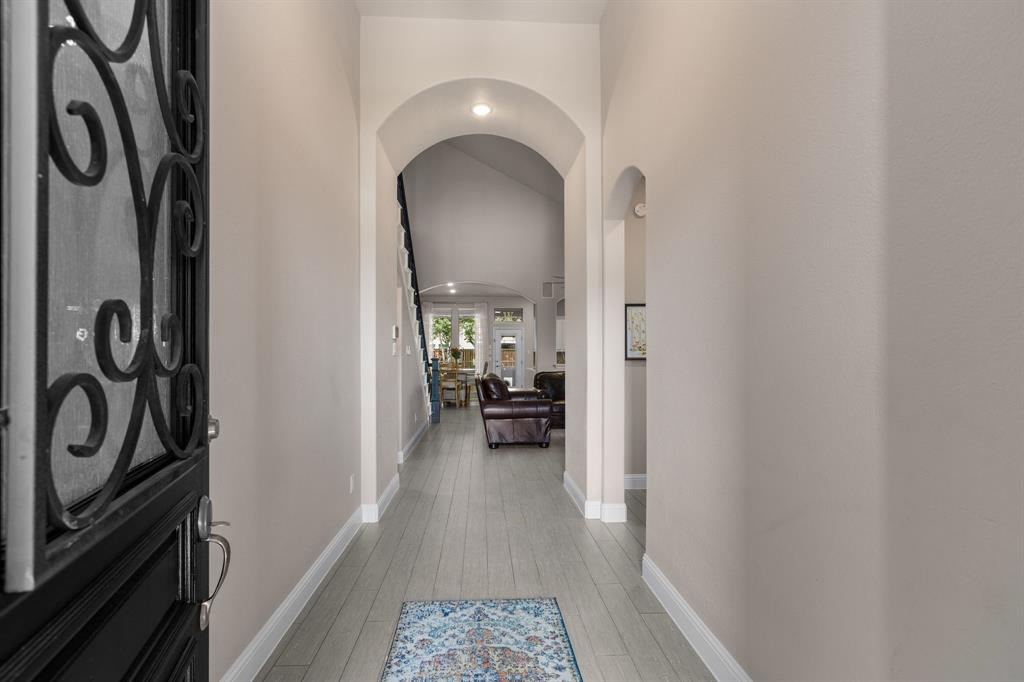 3313 Creekhaven Drive