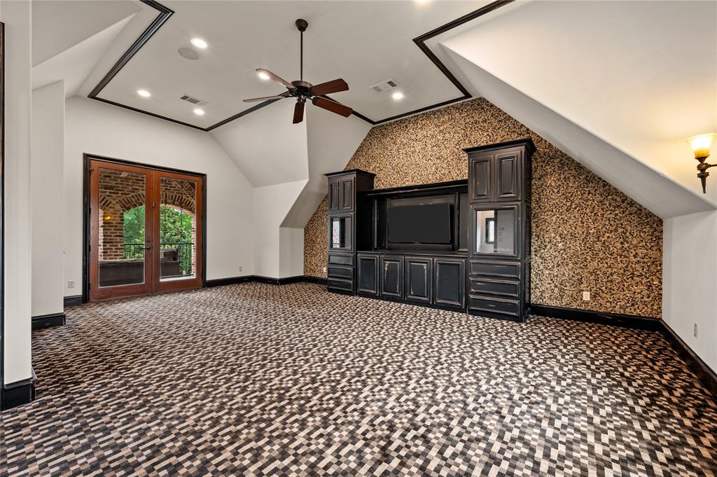 Castleton Manor - Residential