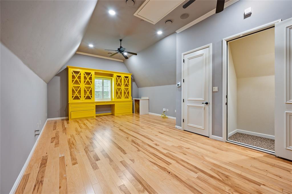 Castleton Manor - Residential