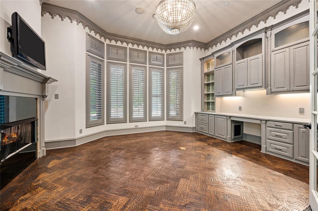 Castleton Manor - Residential