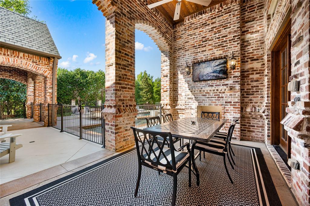 Castleton Manor - Residential