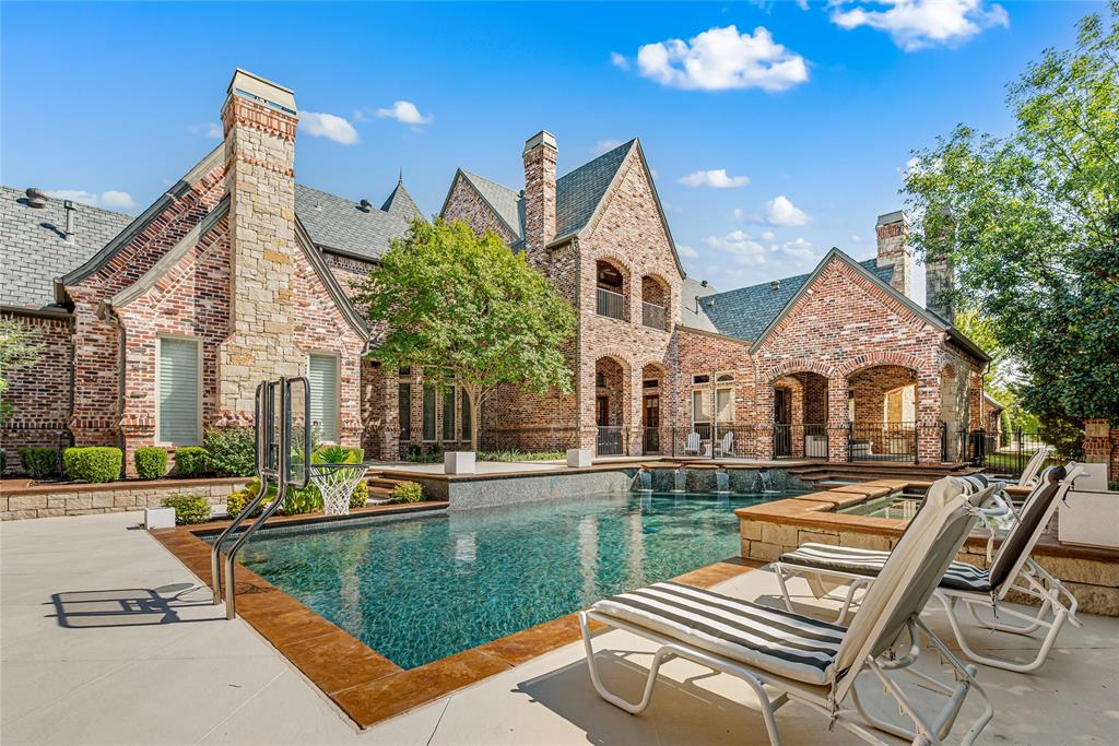 Castleton Manor - Residential