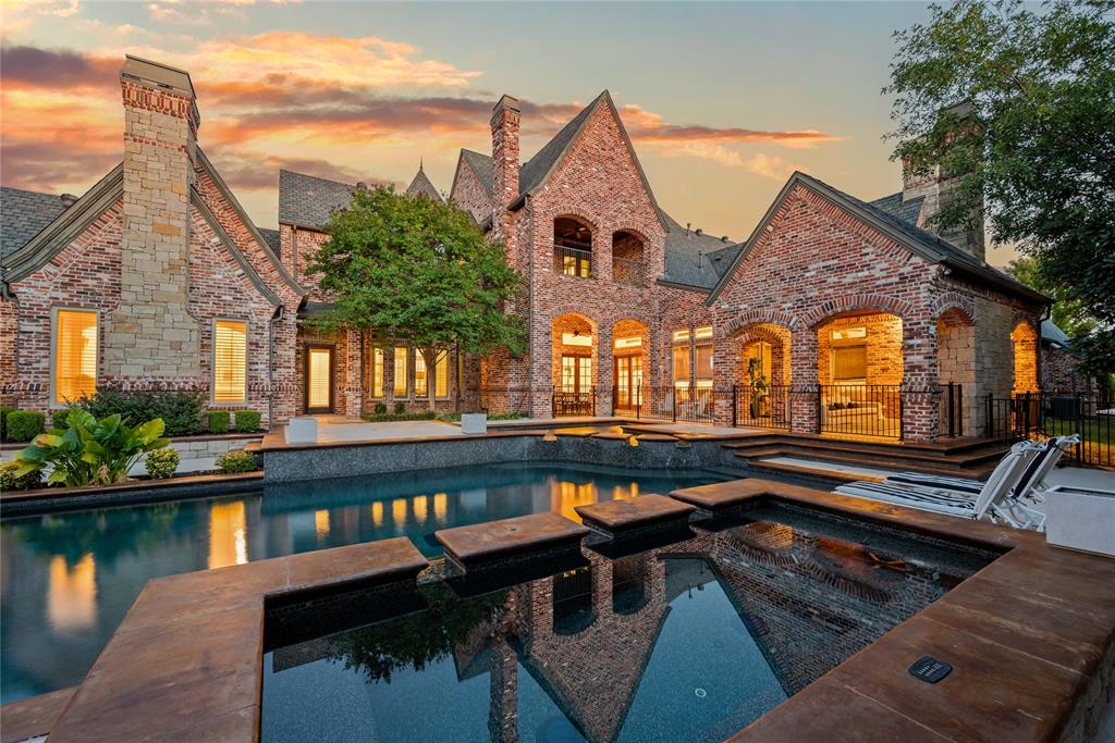 Castleton Manor - Residential