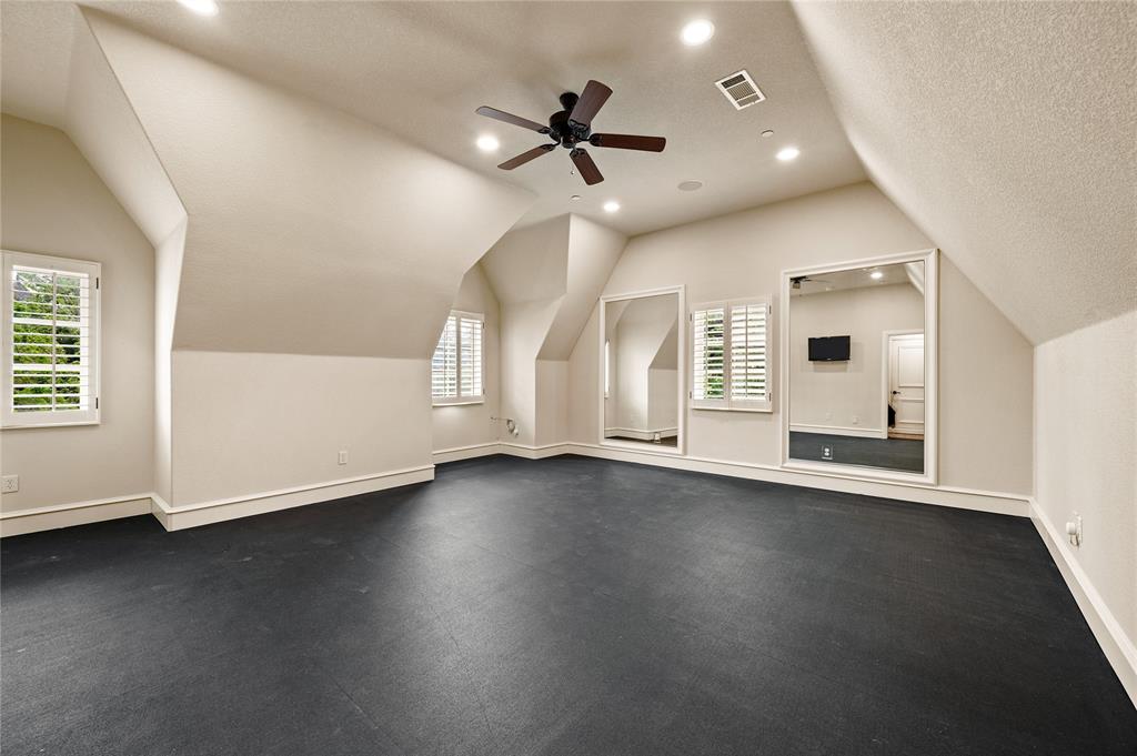 Castleton Manor - Residential