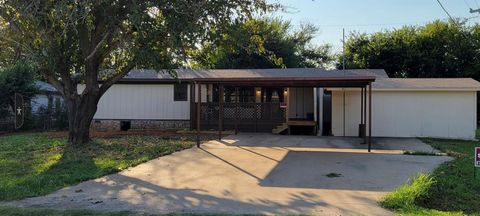 A home in Granbury