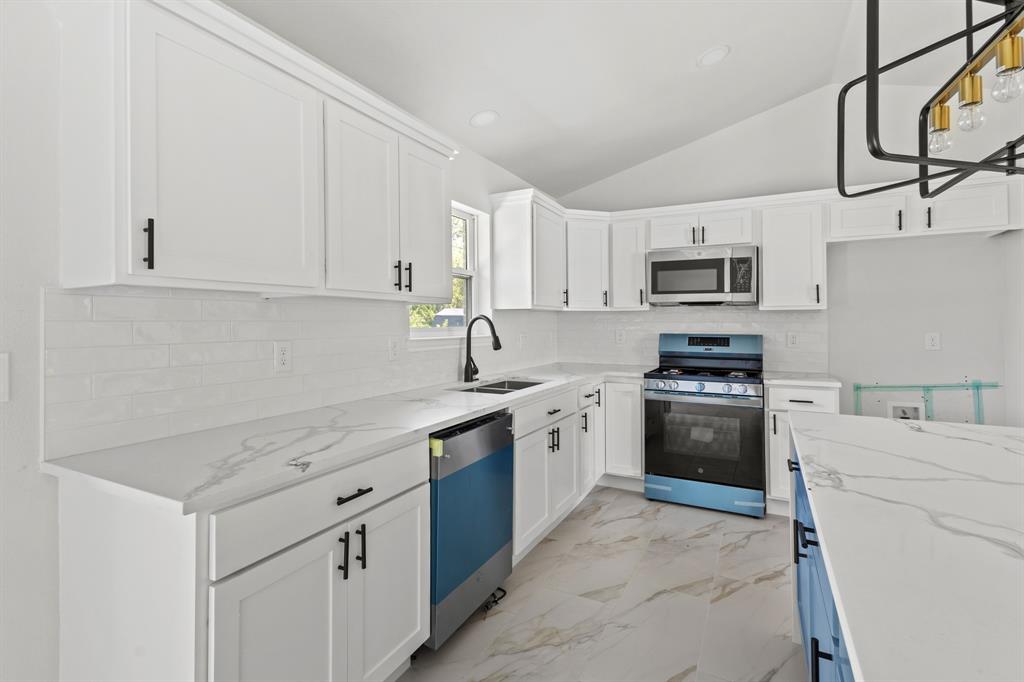 Skyline Homes Addition, Block 1, Lot 5 - Residential Lease