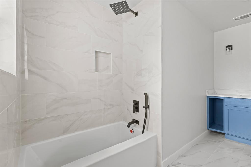 Skyline Homes Addition, Block 1, Lot 5 - Residential Lease