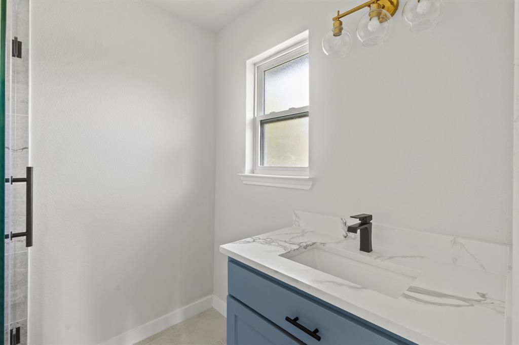 Skyline Homes Addition, Block 1, Lot 5 - Residential Lease