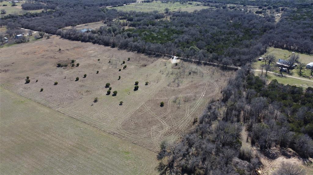 214 Private Road 2950