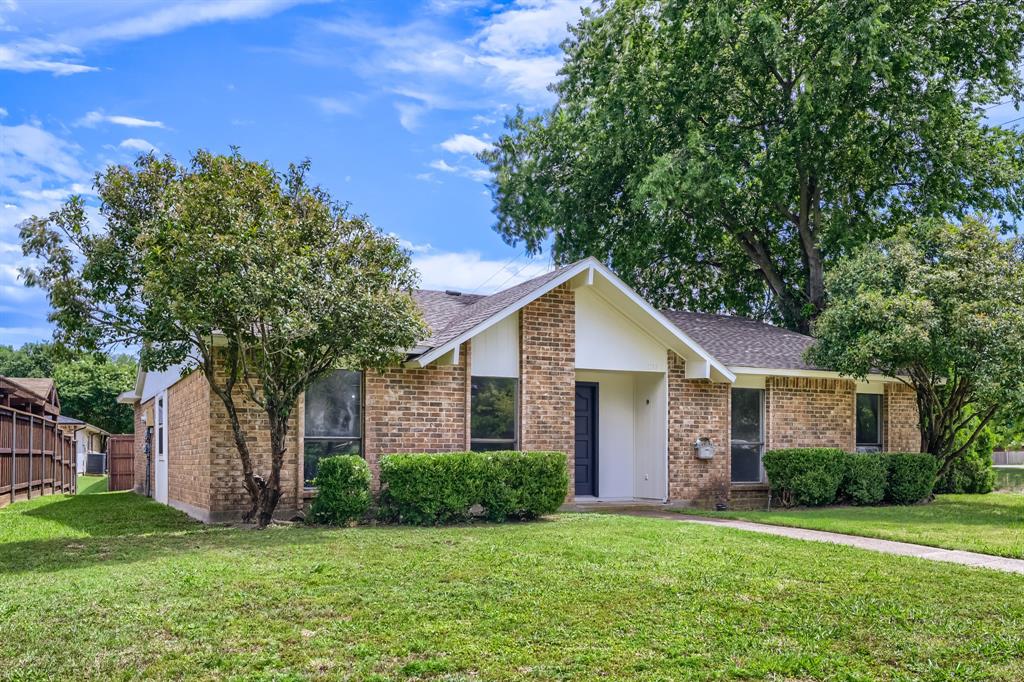 1200 Creekwood Court