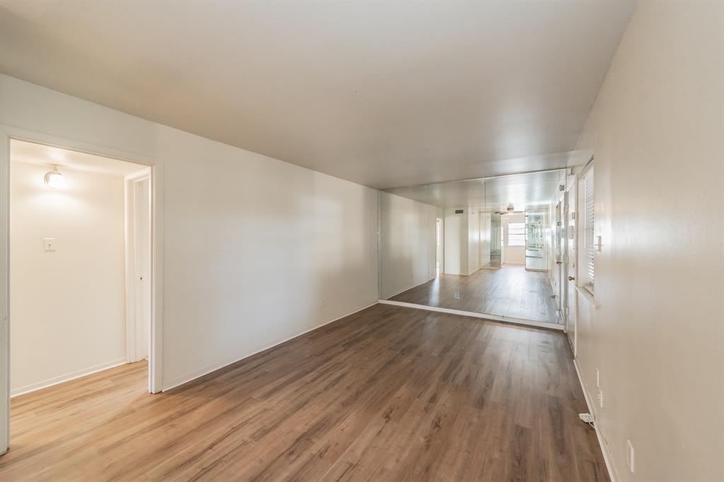 Chamberlain Arlington Heights - Residential Lease