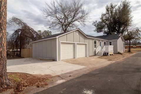 A home in Sulphur Springs