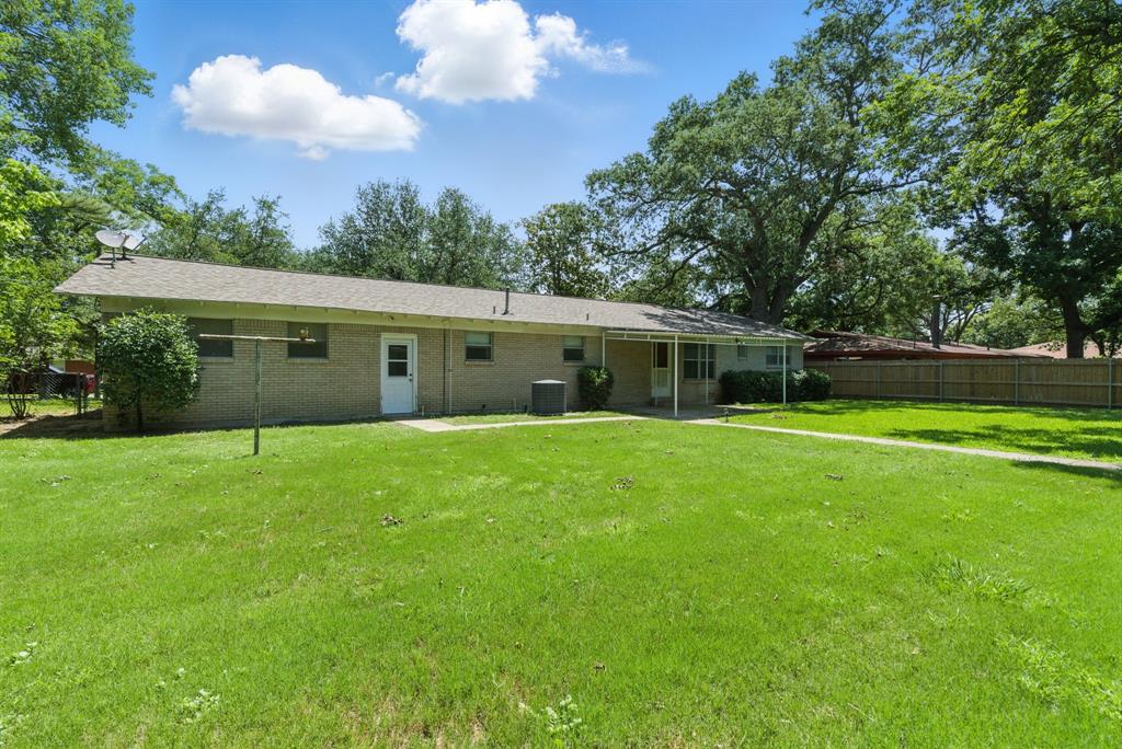1270 N Wildwood Drive