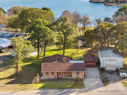 Photo of 2097 County Road 3830, Quinlan, TX 75474 (MLS # 21133953)