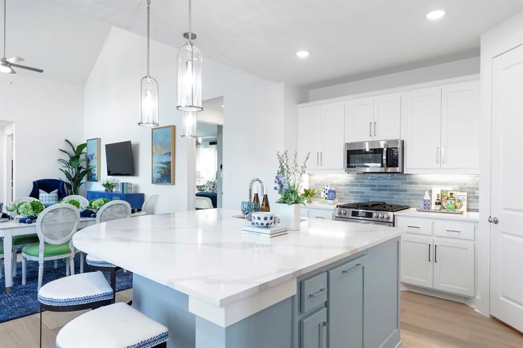 7512 Prairieside Trail