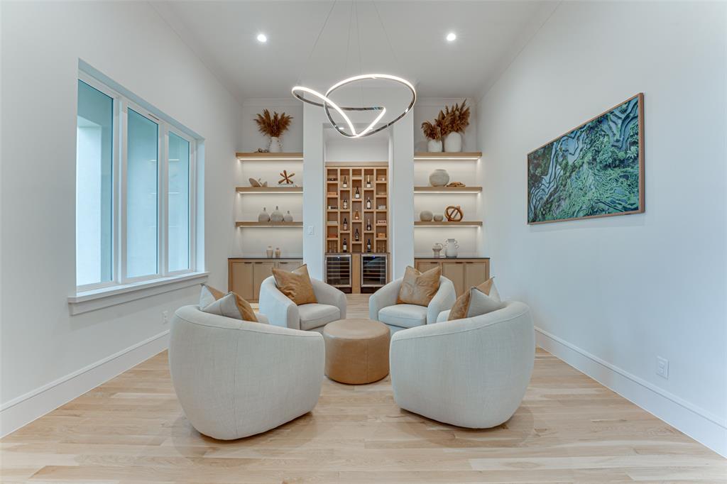 121 Sawgrass Drive