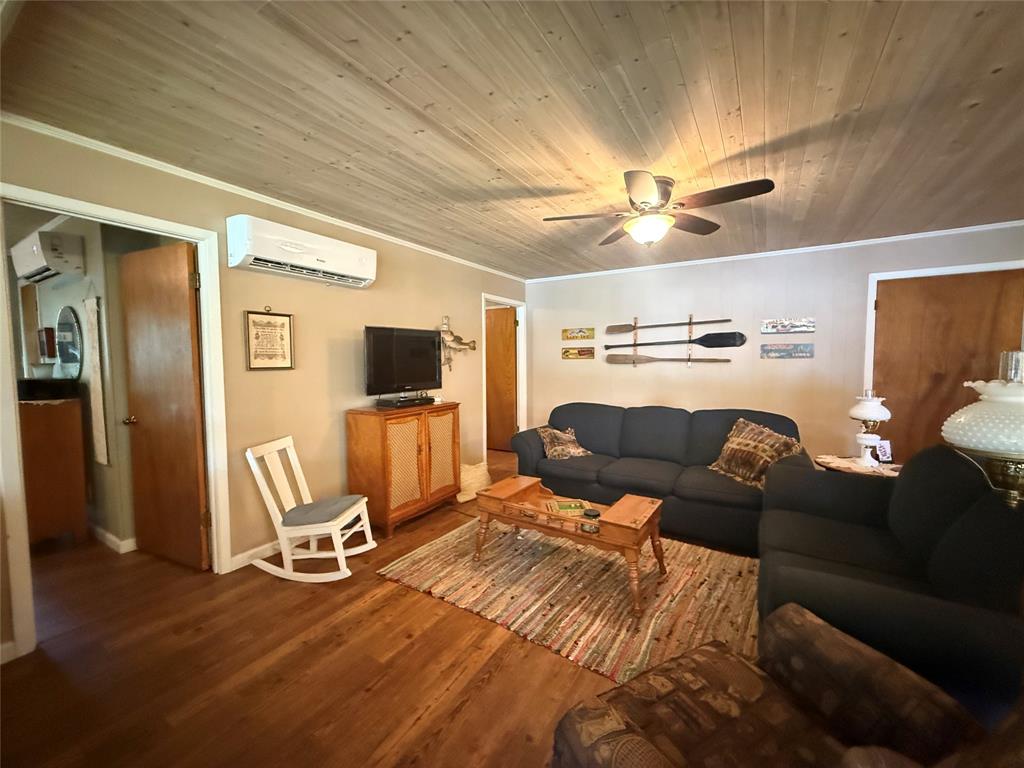 Lake Frankston - Residential