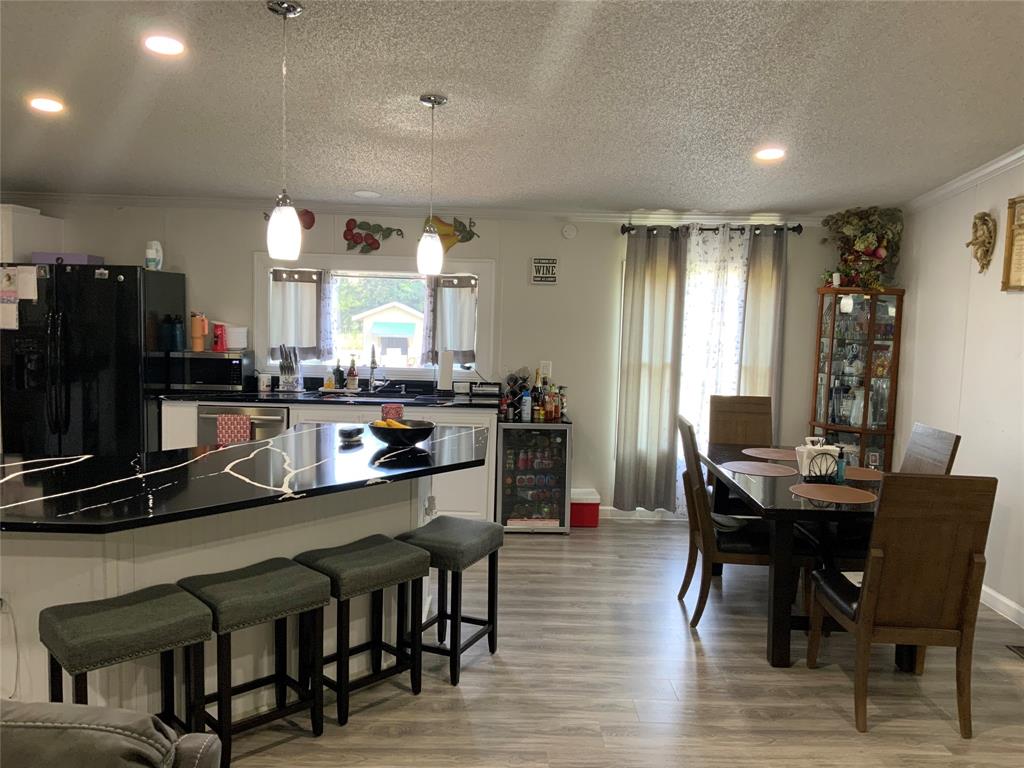 Whiskers By The Lake - Residential