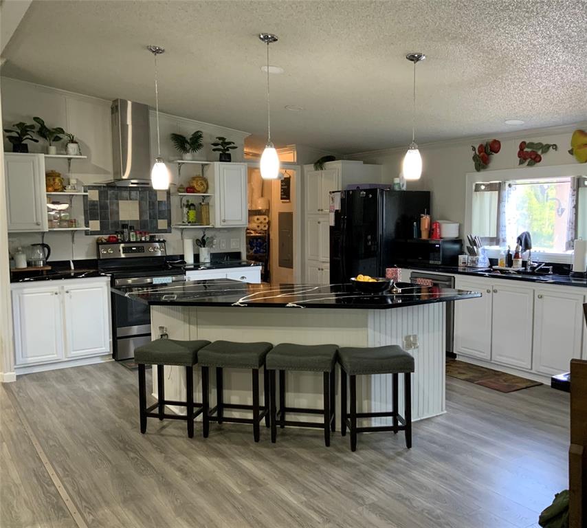 Whiskers By The Lake - Residential