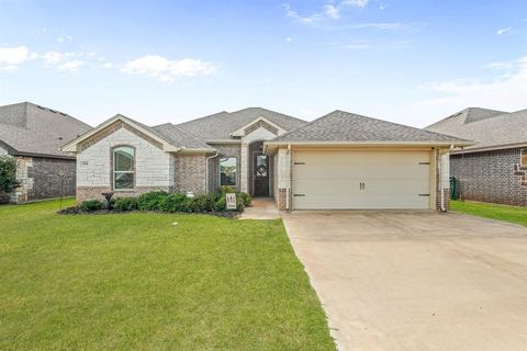 454 Silverton Drive Granbury TX 76049
