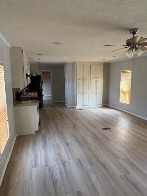 112 E Pecan Street