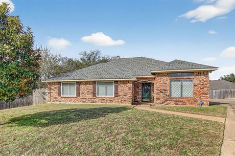 7864 Mahonia Drive Fort Worth TX 76133