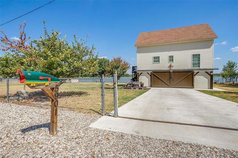 5901 Parkside Court Granbury TX 76048