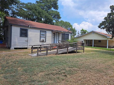 3718 Doris Street Shreveport LA 71109