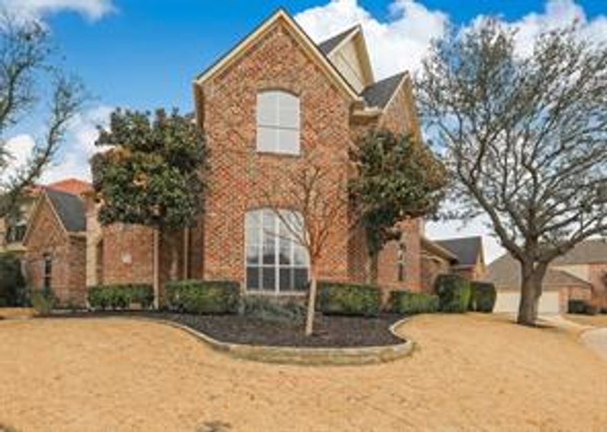 Bob Bobbitt, one owner,  custom home in prestigious Lakeside on Preston! Pretty drive up to this corner lot! Inside you will find 3 bedrooms plus a study, spacious great room, master down and media, game, and exercise room up! Quality abounds with wood floors, travertine, special finishes and upgrades!  Gourmet kitchen offers viking appliances, Miele dishwasher, Sub-zero fridge and Laforge hardware. Private backyard with saltwater pool and spa! Top notch schools, community pool, tennis courts, playground and lakes! Wonderful location, near Preston road, shopping and more!