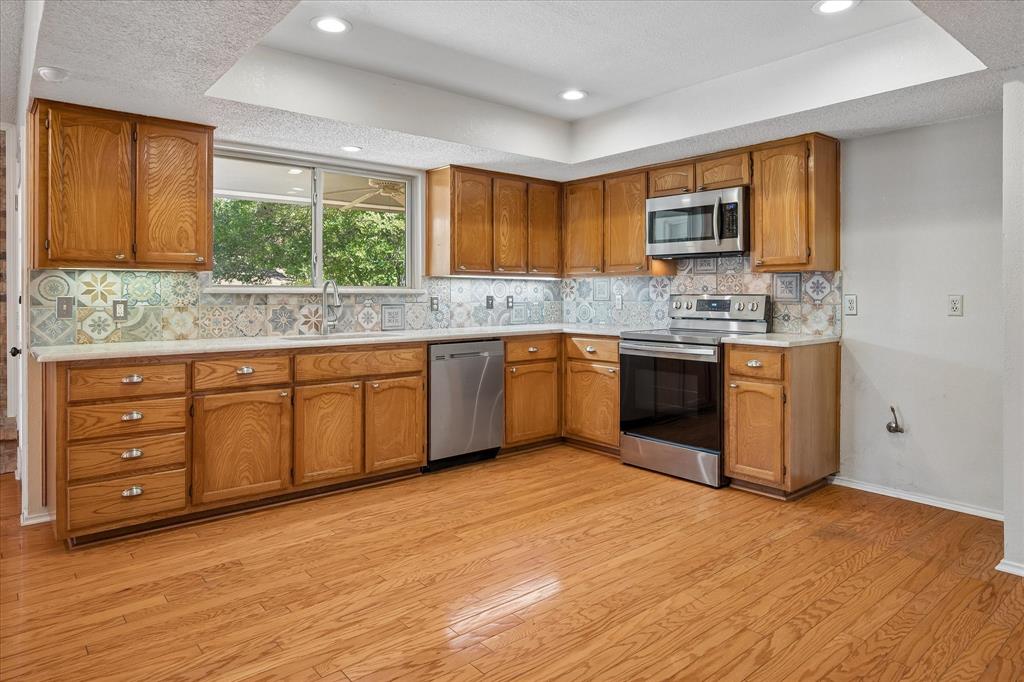 5516 Valparaiso Trail