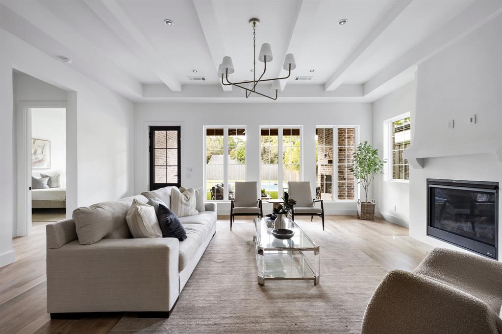 6447 Trammel Drive