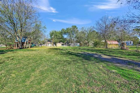 A home in Whitesboro