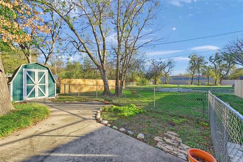 A home in Whitesboro