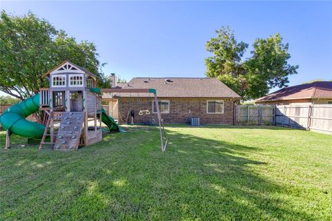 Tiny photo for 10150 Little Valley Road, Fort Worth, TX 76108 (MLS # 21100530)