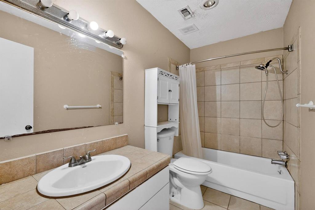 Mountain Creek Twnhs - Residential