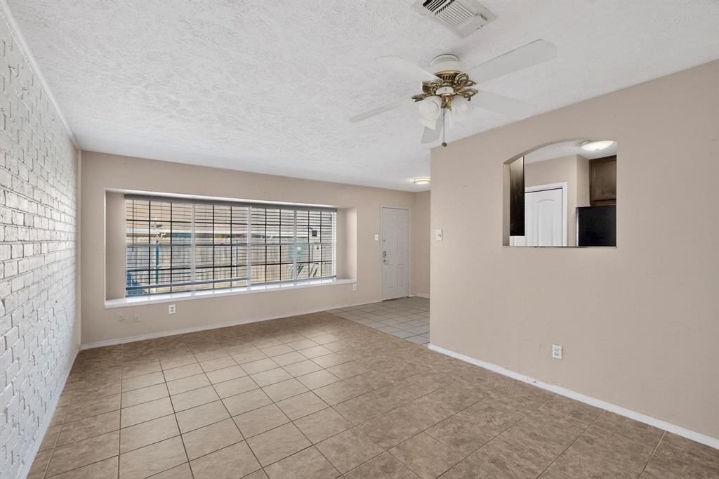 Mountain Creek Twnhs - Residential