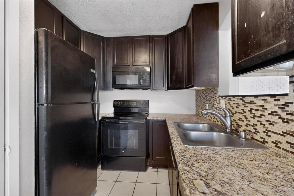 Mountain Creek Twnhs - Residential