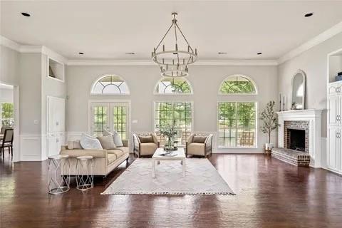 606 Sorita Circle