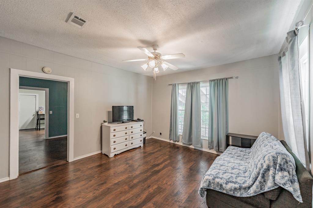 HAMPTON - Residential