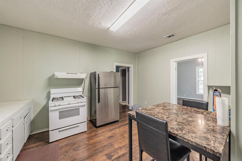 HAMPTON - Residential