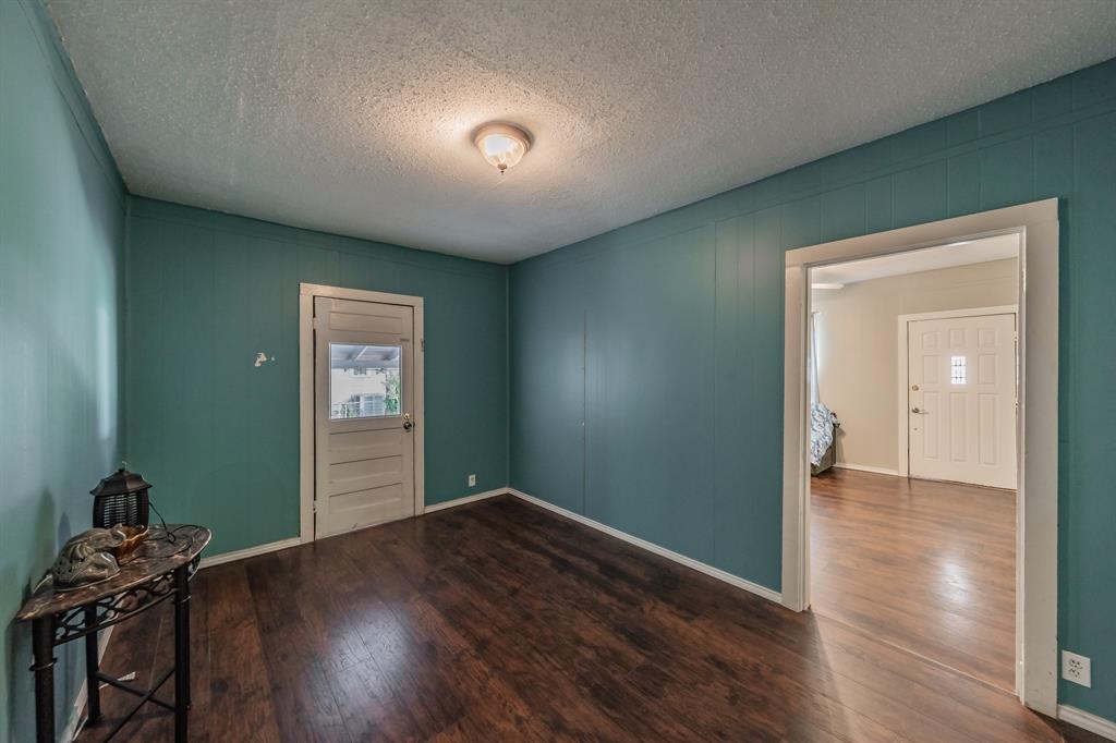 HAMPTON - Residential