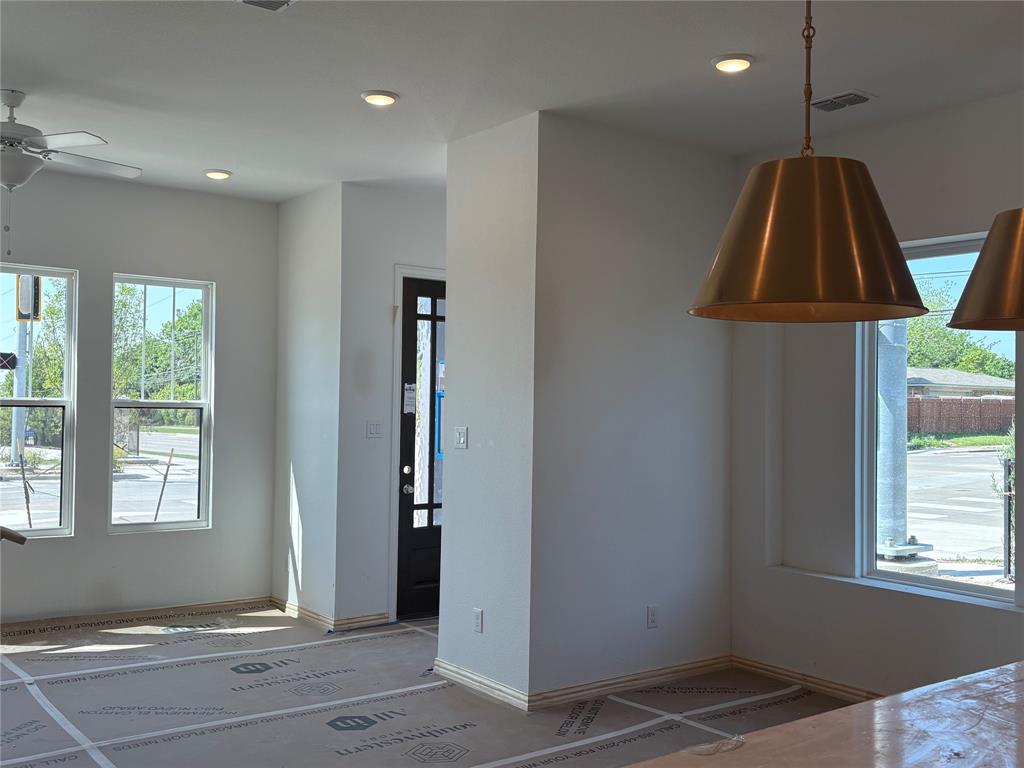 921 Janwood