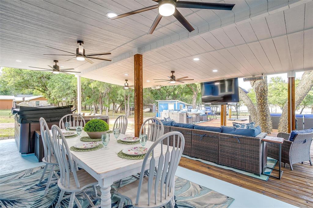 520 Deer Trail