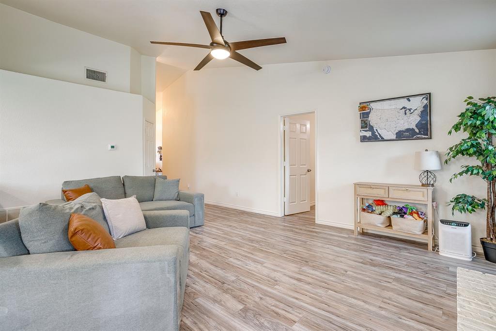 Turf Club Estates Add - Residential